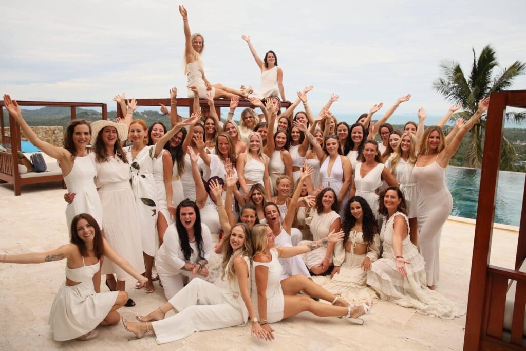 Feminity-Movement-Mara-Move1-scaled